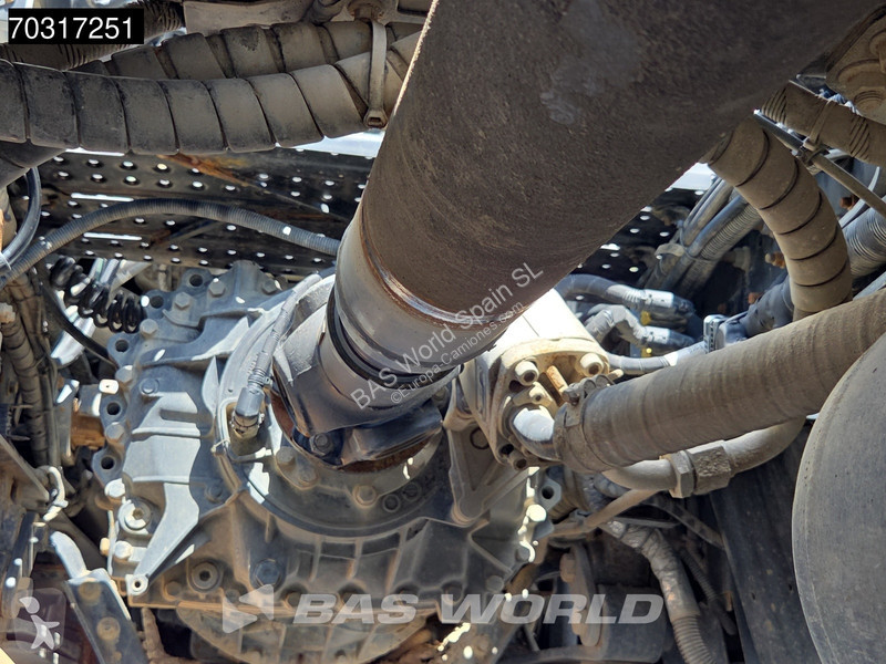جرار Ford F-Max 500 4X2 Hydraulic Standklima...