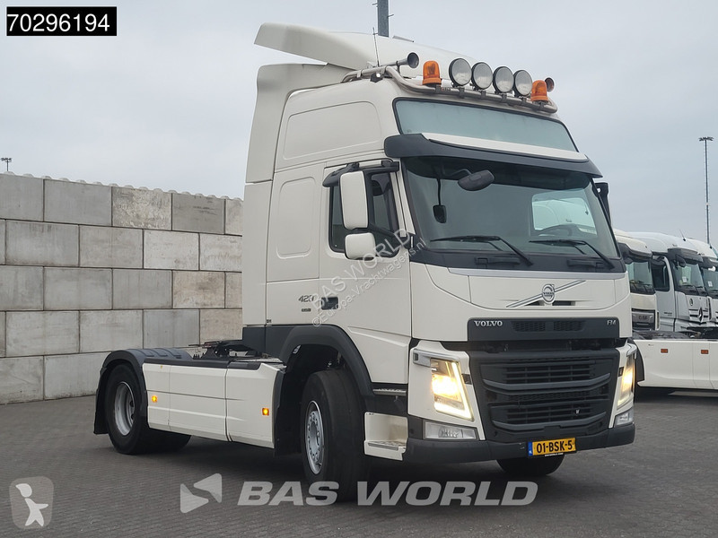 جرار Volvo 420  4X2 VEB+ Euro 6