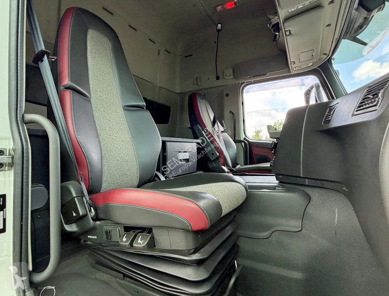 جرار Volvo EURO 6 VOL LUCHTGEVEERD 2XTANKS 106...