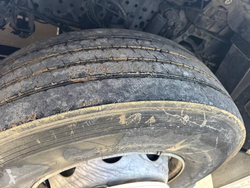 Тягач Mercedes