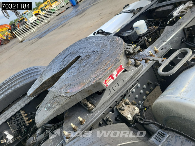 جرار Volvo FH 460 4X2 VEB+ 2xTanks