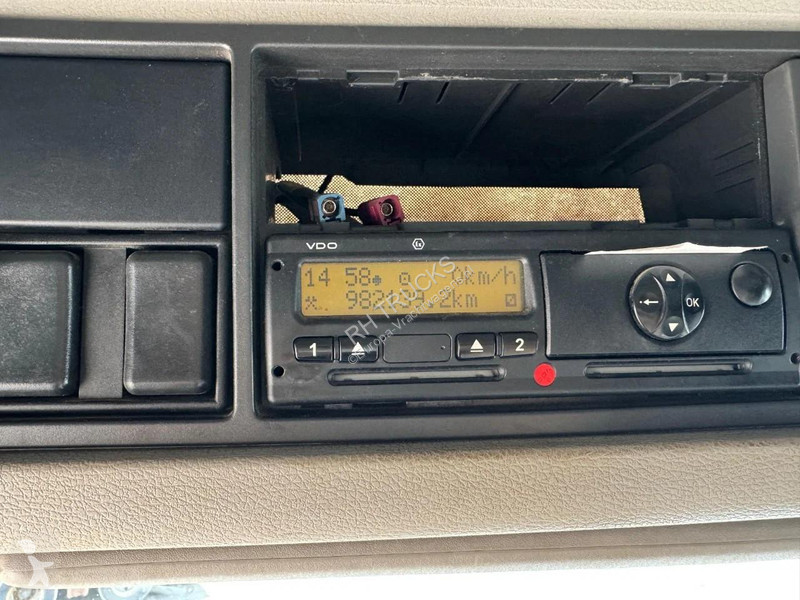 جرار Volvo 16550 6X4 EURO 5 MET HYDROLIEK, 70 TON