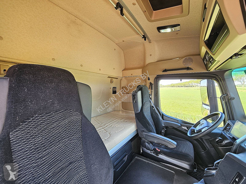 جرار Mercedes ACTROS 1845  4X4 HAD PTO+HYDR RET