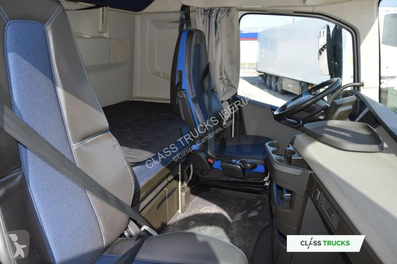 جرار Volvo FH 460 Globetrotter XL i-Save