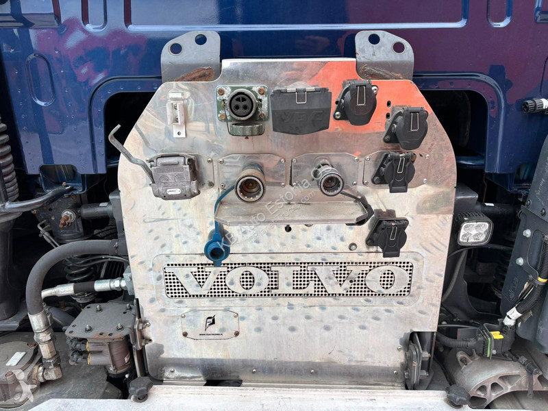 Traktor Volvo 6x4 GLOBE XL / RETARDER /...