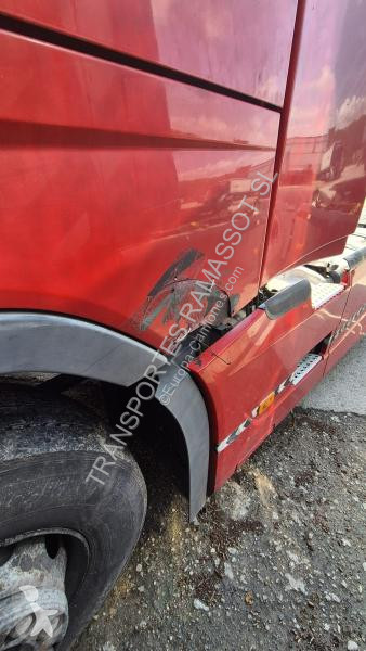 جرار Volvo 460 FH