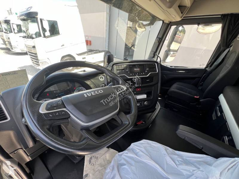 جرار Iveco