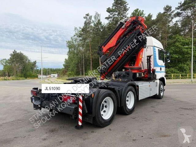 Влекач MAN PK 44002