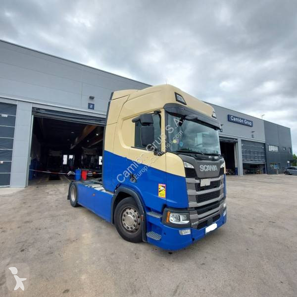 جرار Scania