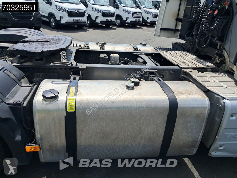 جرار Volvo FH 460 4X2 XL TC 2x Tanks VEB+ CMS...