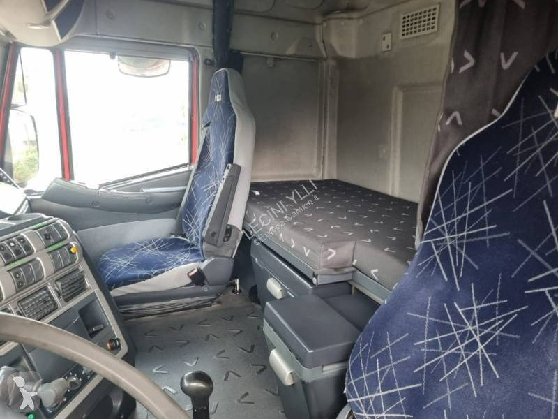Iveco  tractor unit