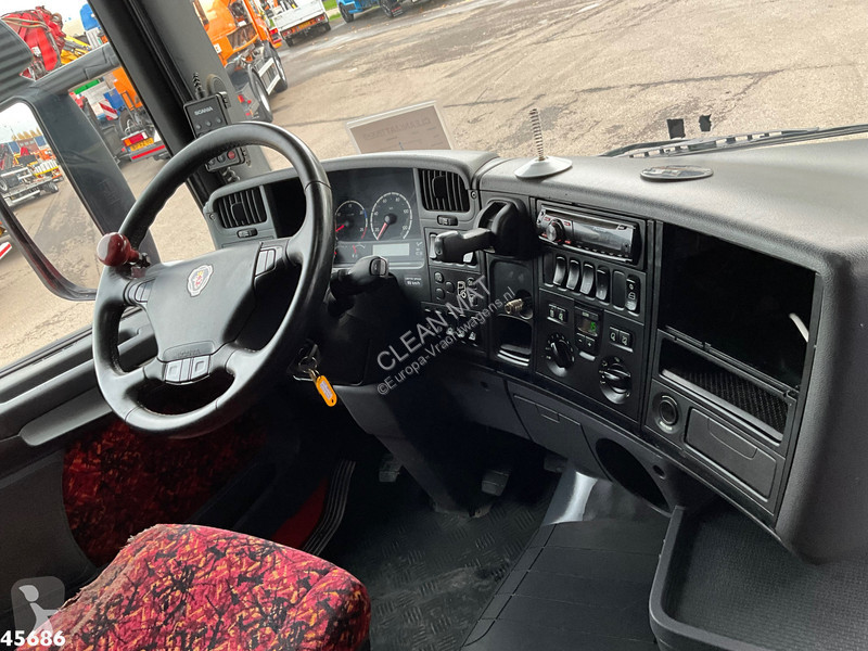 جرار Scania 620 V8 8x4 Hiab 105 Ton/meter...