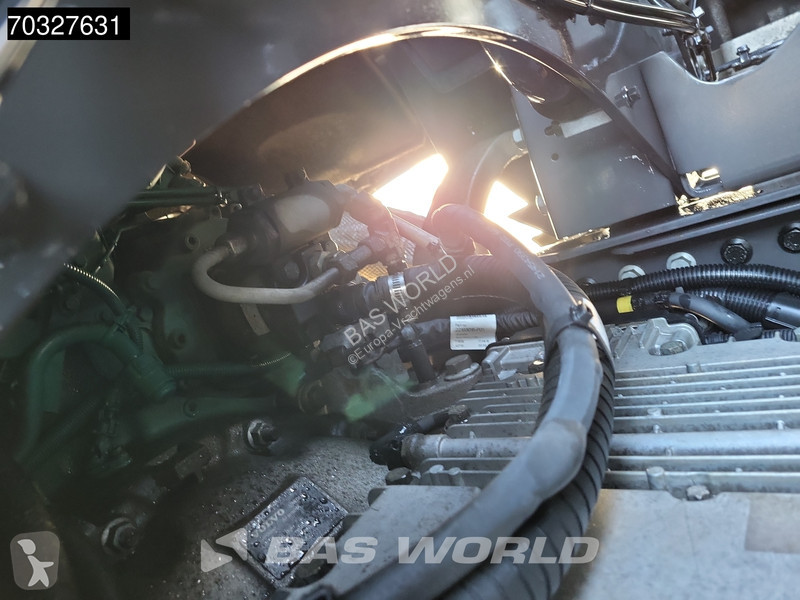 Traktor Volvo 500 6X2 Steered Tag axle!...