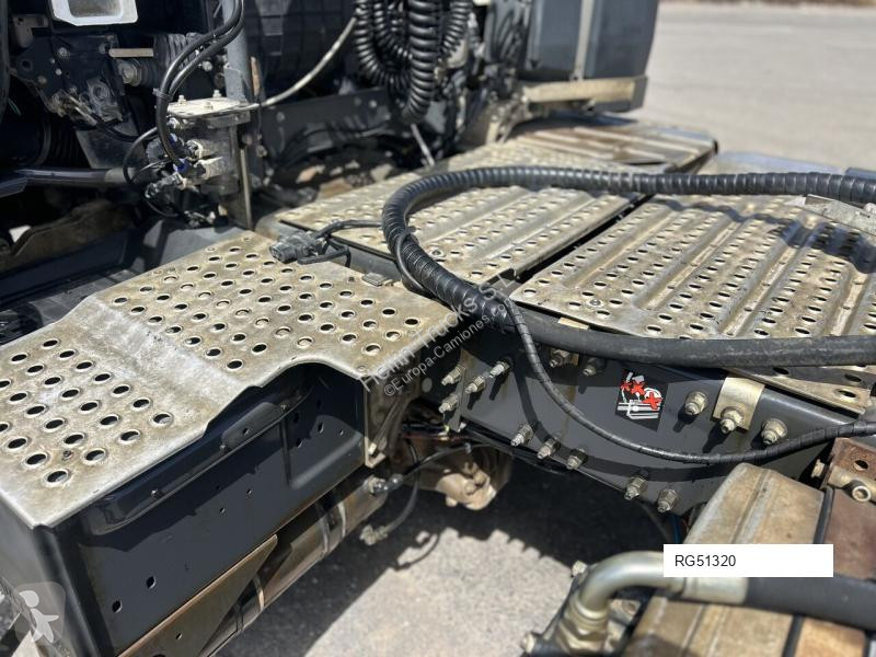Cabeza tractora Renault T460