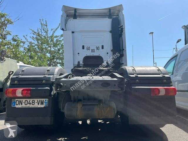جرار Mercedes