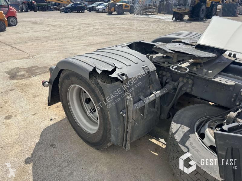 جرار Scania 500