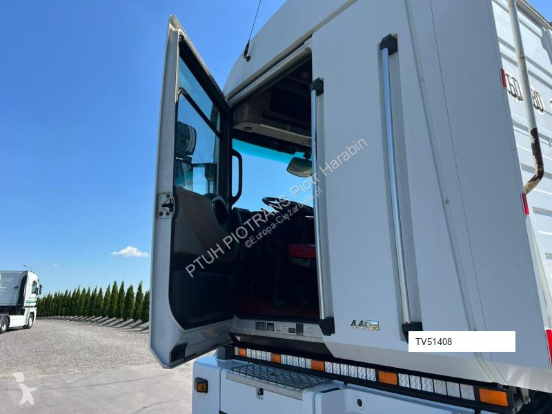 Влекач Renault 440 DXI/ / 2010/ ZABUDOWY/...