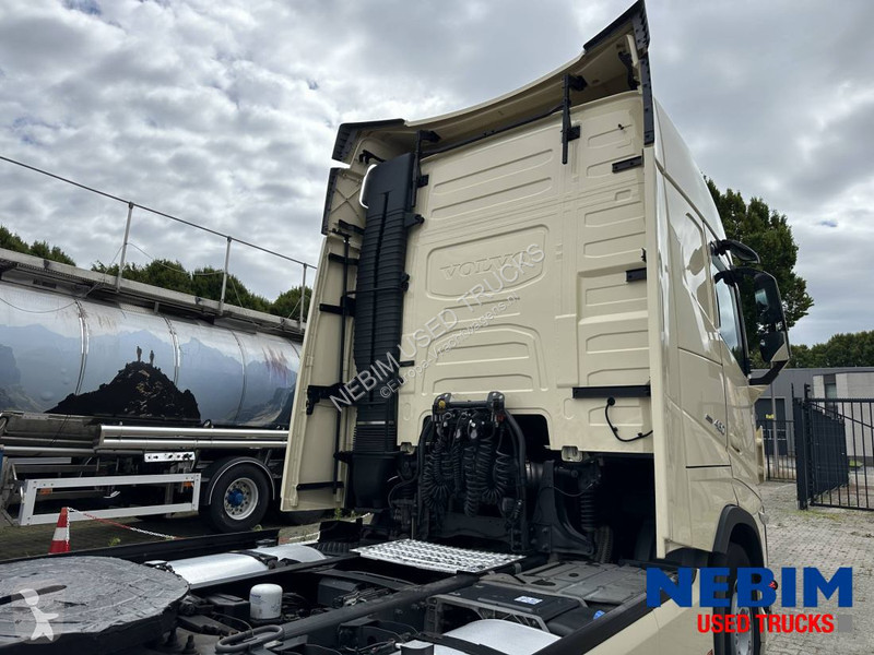 جرار Volvo FH460 4X2 Globetrotter TC - FULL AIR...