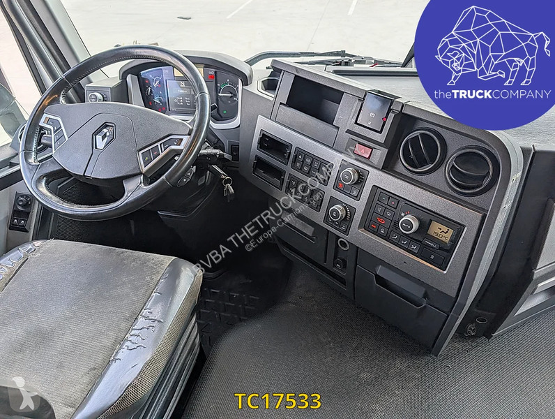 جرار Renault T 480