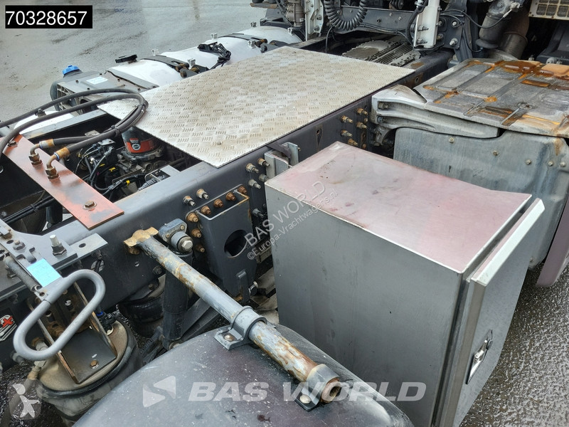 جرار Renault T 460 6X2 SleeperCab Liftachse...