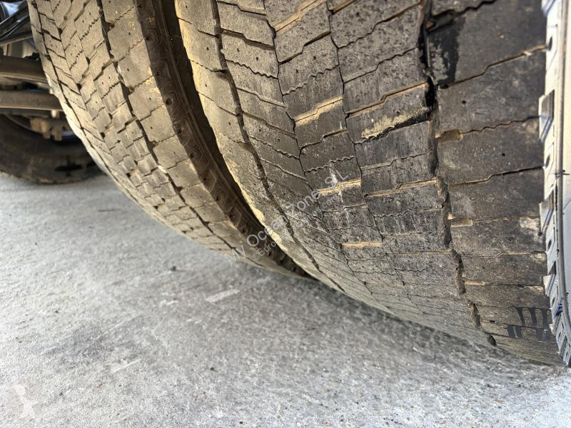 جرار Renault T440