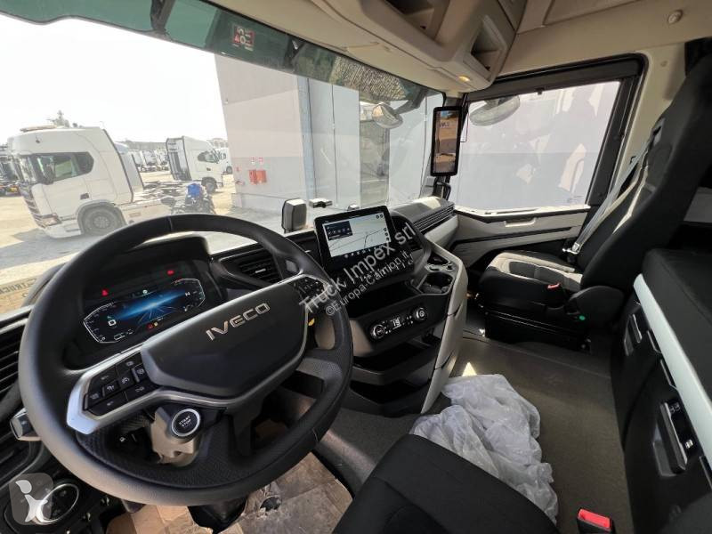جرار Iveco