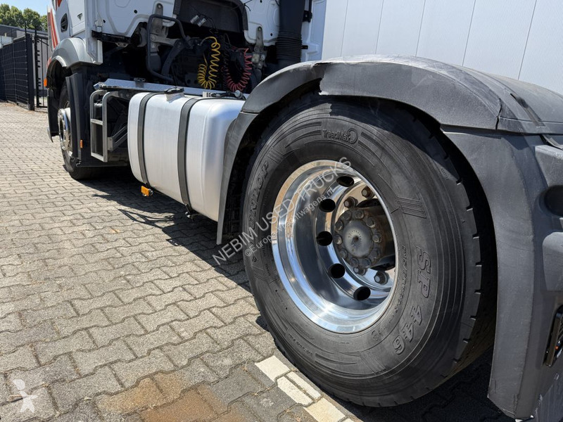 Traktor Mercedes 1832 4x2 - 644.765 Km