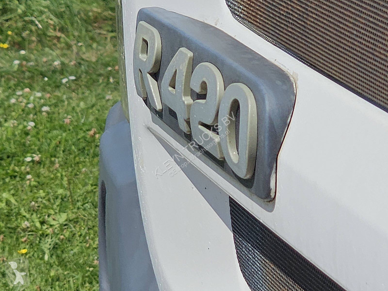 جرار Scania 420