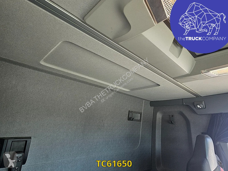 جرار Renault T 460