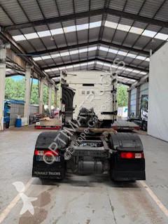 جرار Renault T480