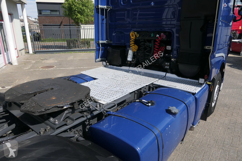 Trekker DAF XF  | Intarder | 2 Tanks | 517050Km...