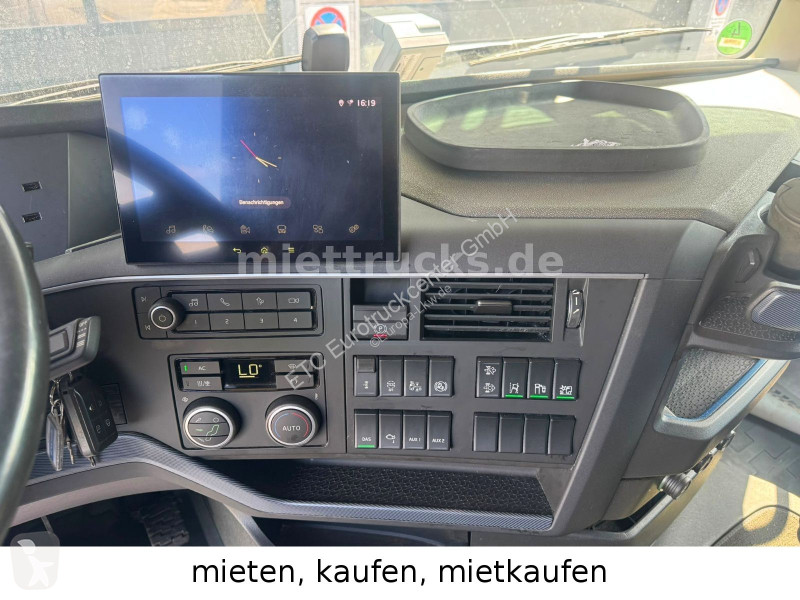 Ťahač Volvo 500 Globe Mietkauf 1525 Euro mtl.