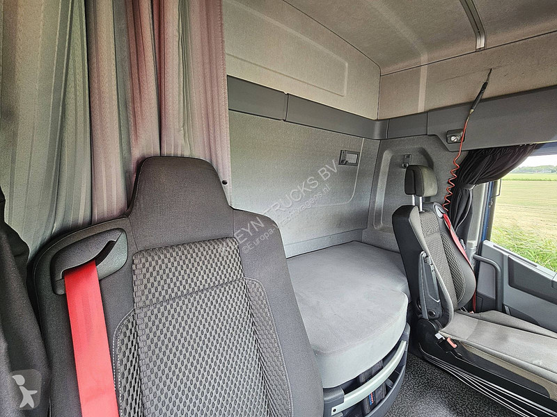 جرار Renault C 440 T 440 SLEEPERCAB