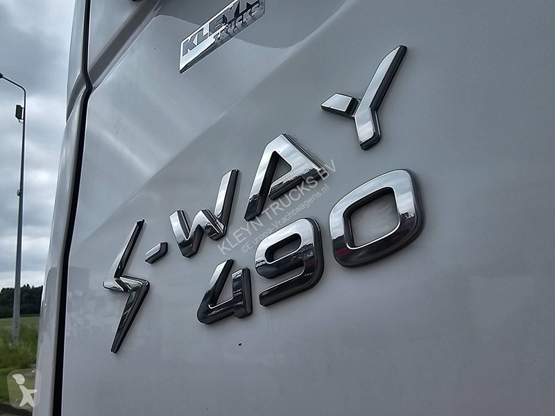 جرار Iveco AS440S49