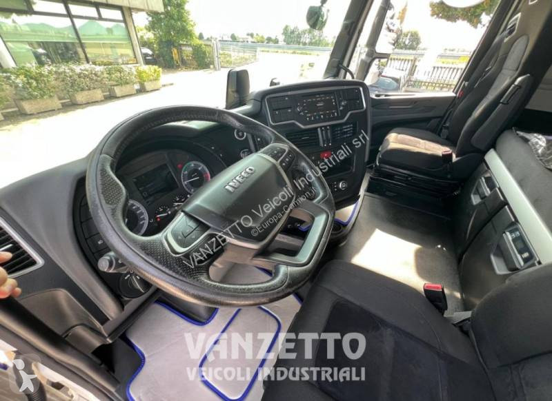 جرار Iveco