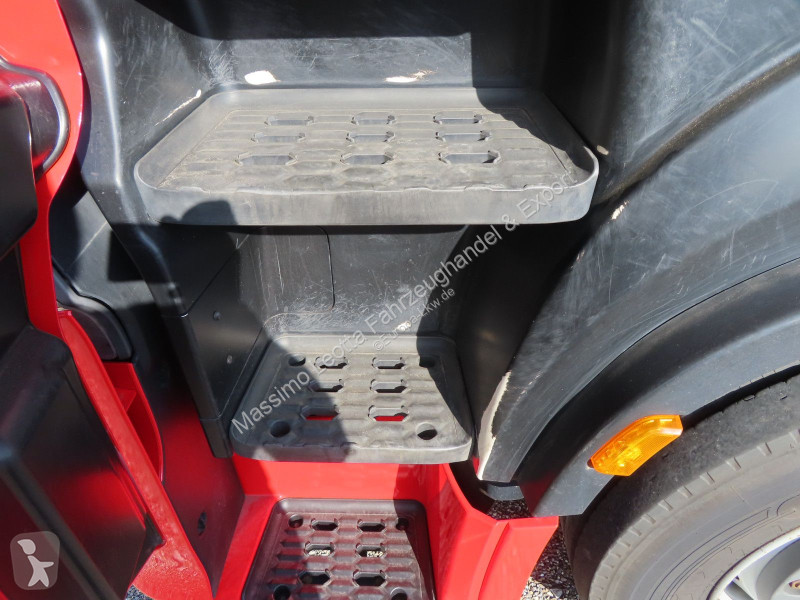 جرار Iveco S-Way 570 Intarder FZ.231