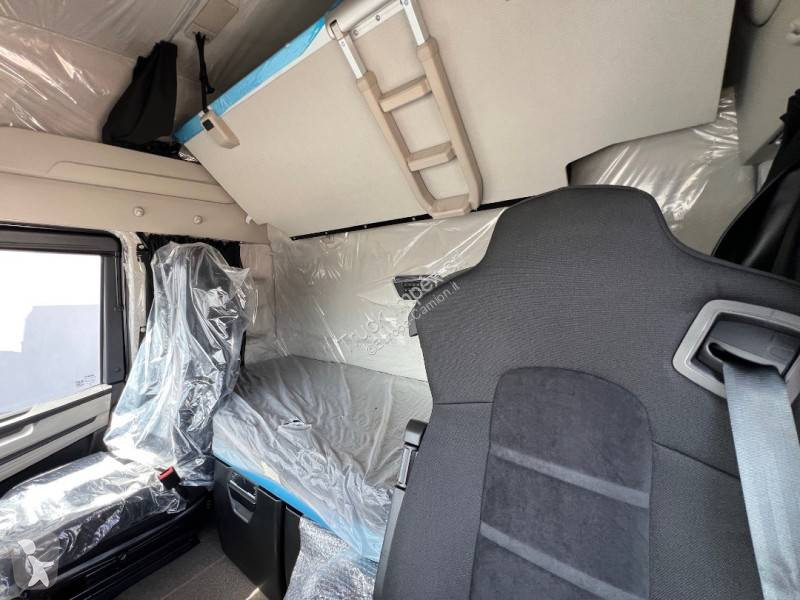 جرار Iveco