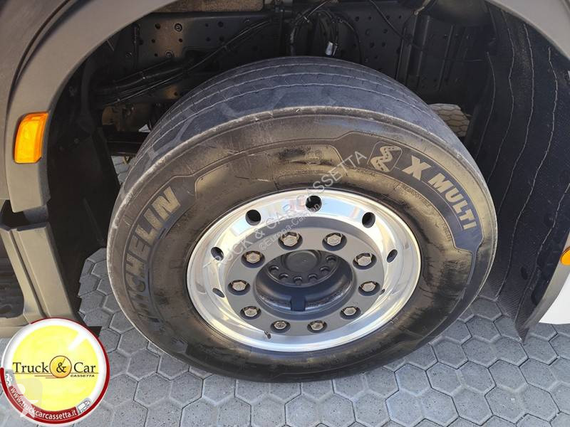 جرار Iveco