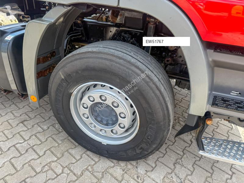 Cabeza tractora Mercedes 3351 MP3
