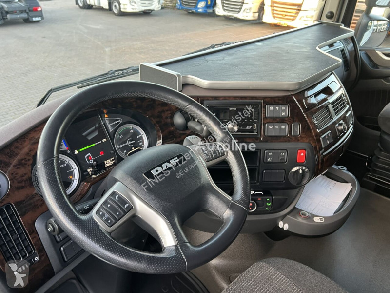 Tracteur DAF XF 106.450 SSC