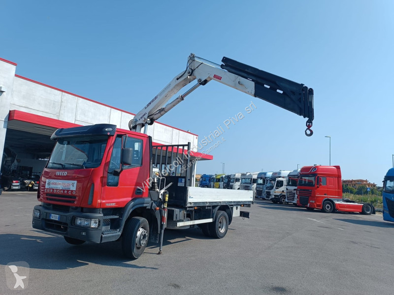 شاحنة Iveco 150 E 21