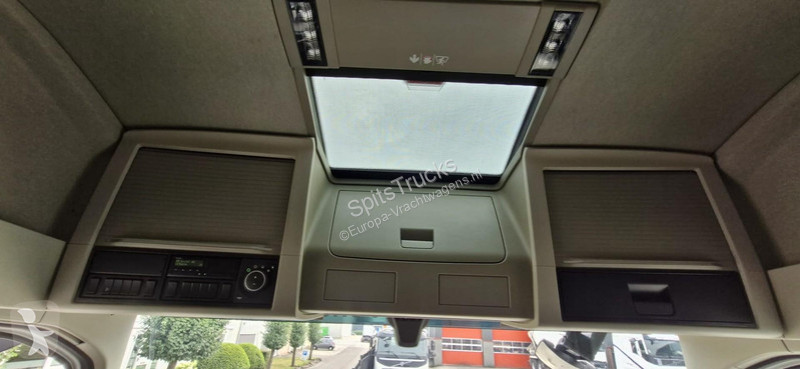 Trattore Stradale Volvo 500
