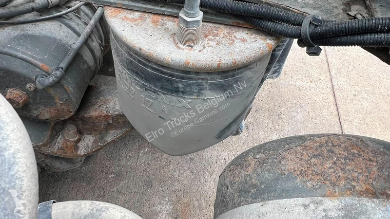 جرار Volvo 12420 (MANUAL GEARBOX / BOITE MANUELLE)