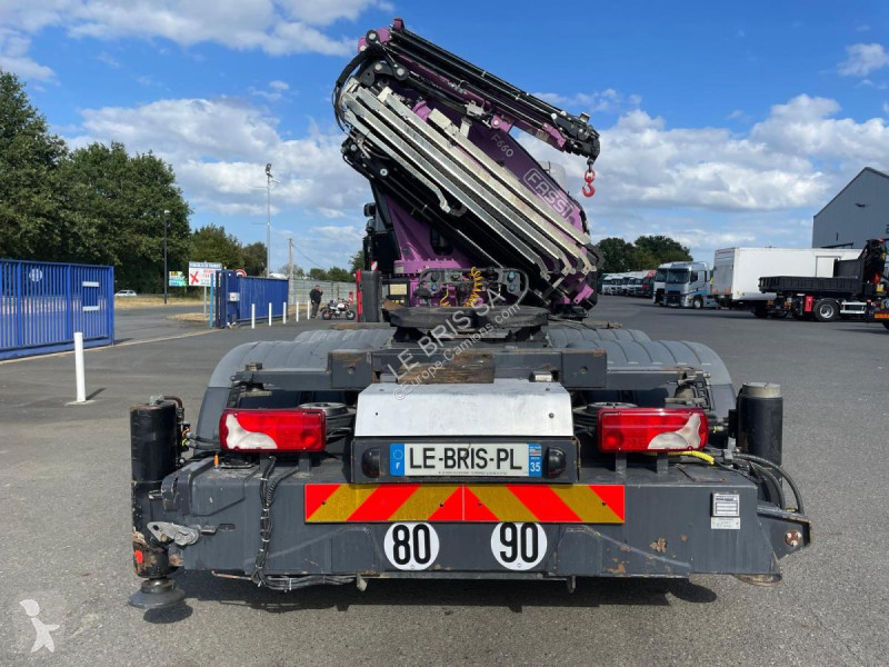 جرار Scania 490