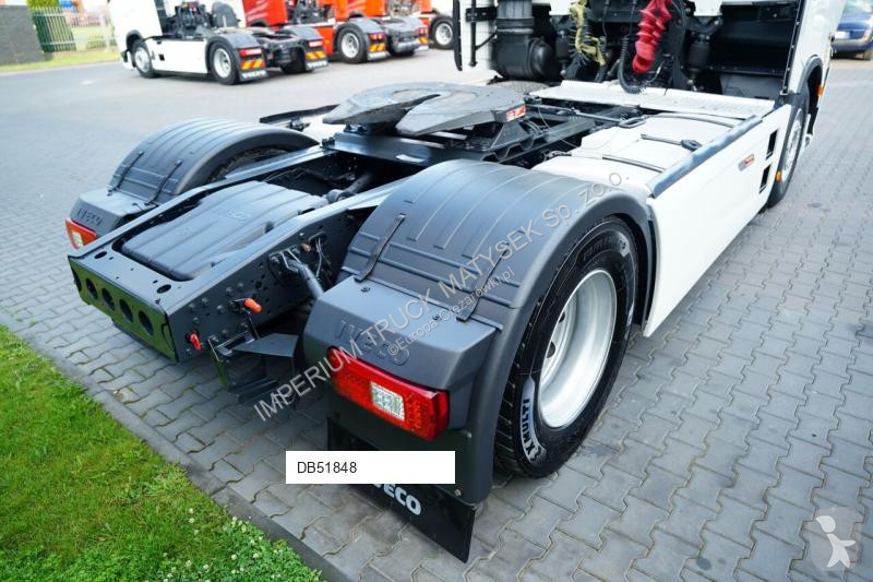 Влекач Iveco / 510