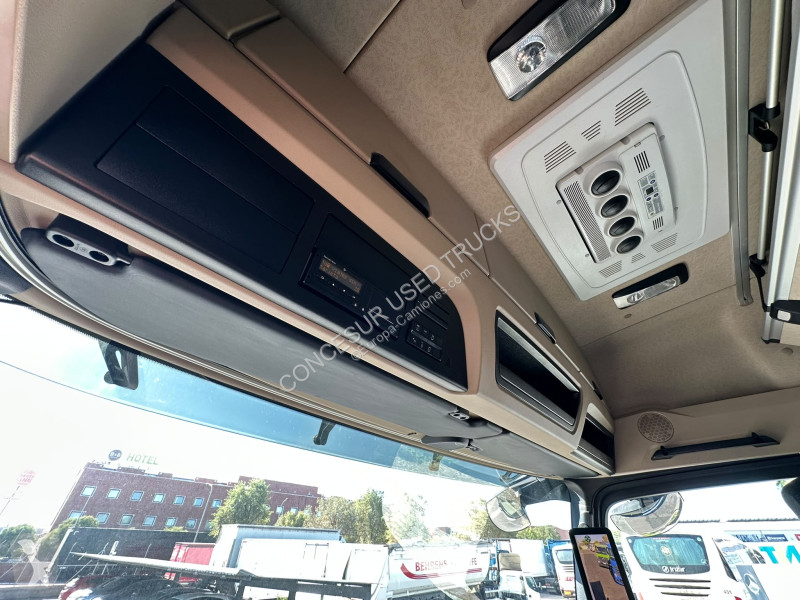 جرار Mercedes  1851 LS