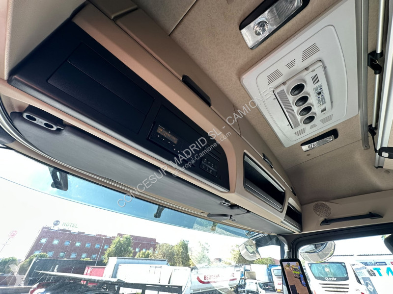 جرار Mercedes  1851 LS
