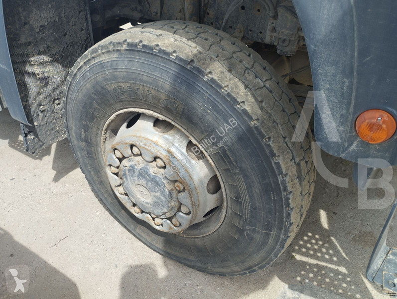 جرار MAN
