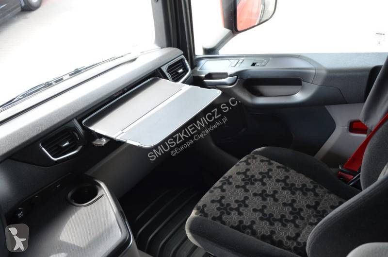Влекач Scania