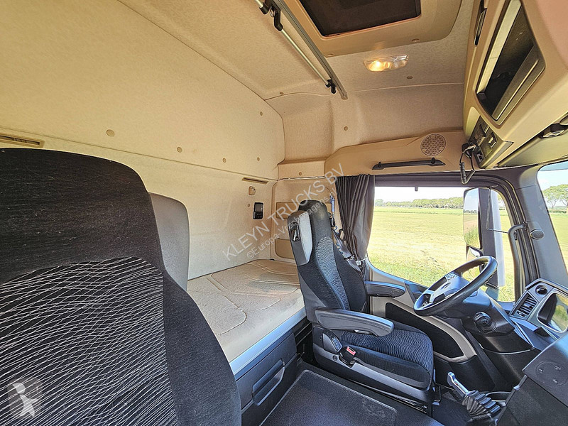 Traktor Mercedes ACTROS 1832 STR.SP. 230 NL-TRUCK